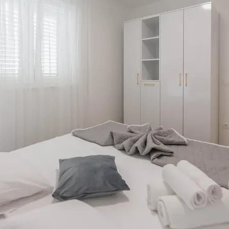 Stina Apartment Biograd Na Moru Exterior photo