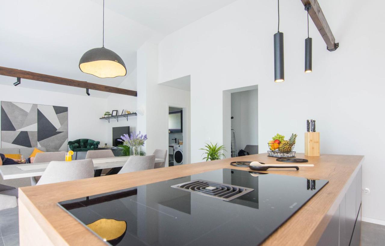 Stina Apartment *